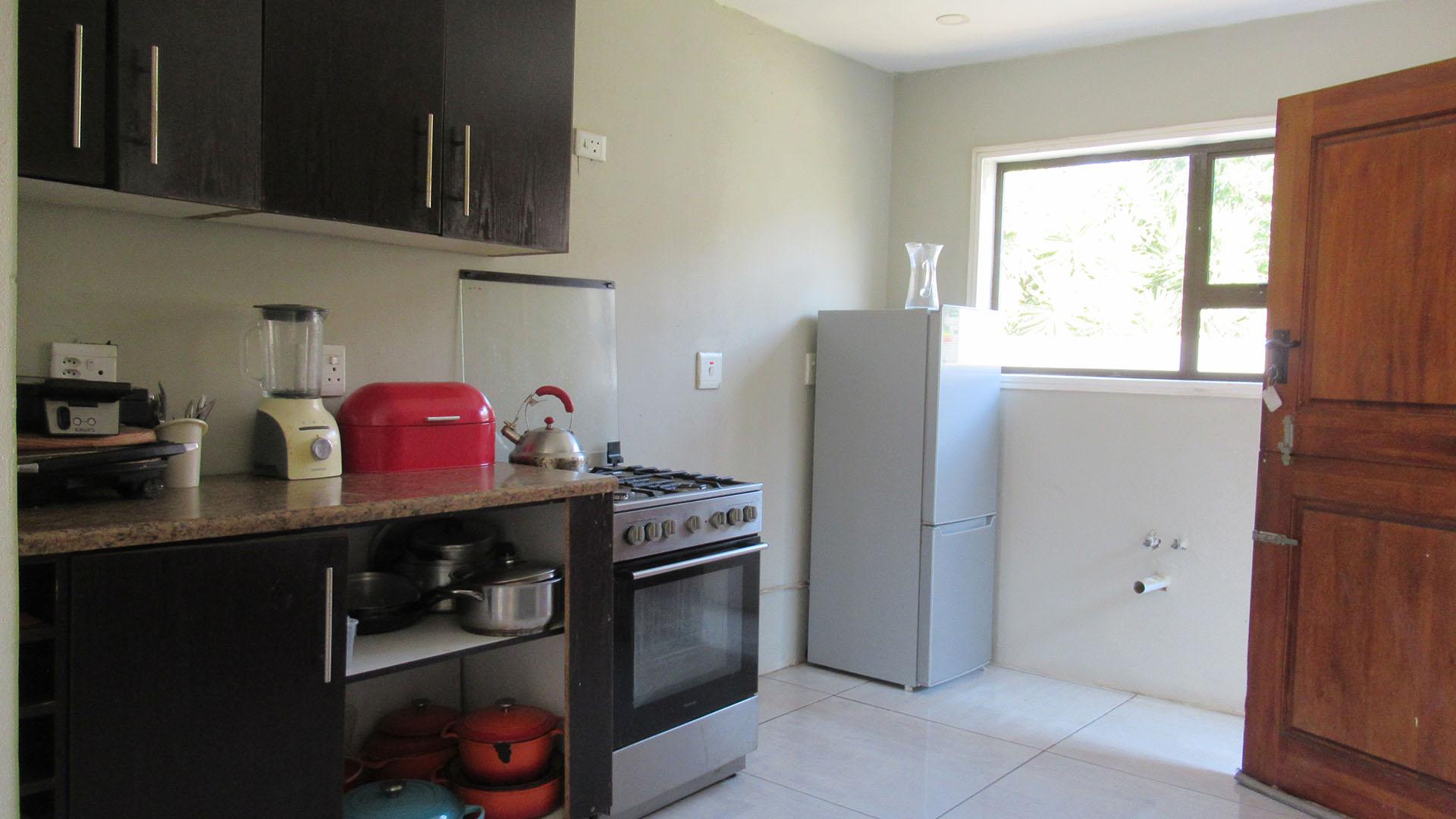 Kitchen - 11 square meters of property in Cosmo City
