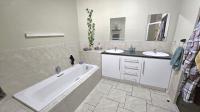  of property in Gordons Bay