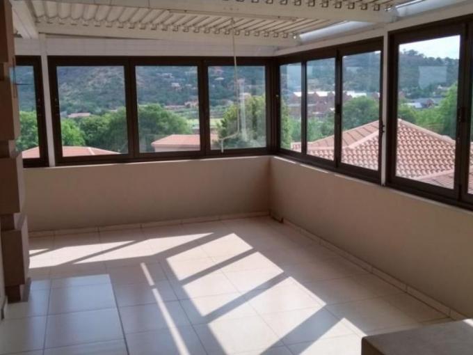 3 Bedroom House to Rent in Glenvista - Property to rent - MR679088