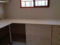  of property in Glenvista