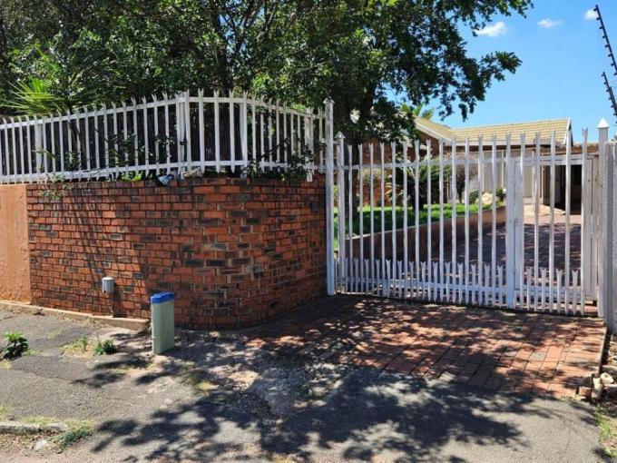 5 Bedroom House for Sale For Sale in Brixton - MR679090