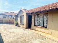  of property in Geelhoutpark