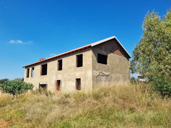 4 Bedroom House for Sale For Sale in Buffelspoort - MR679118
