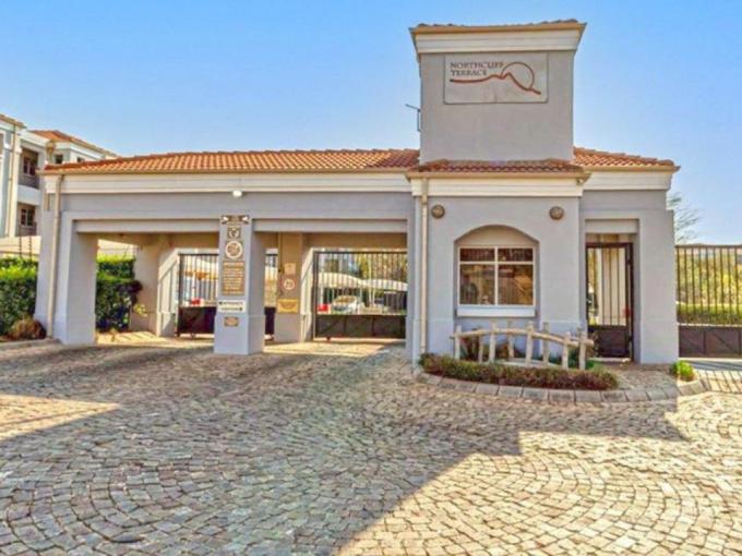 2 Bedroom Simplex for Sale For Sale in Northcliff - MR679135