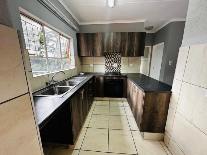 1 Bedroom Apartment for Sale For Sale in Rosettenville - MR679146