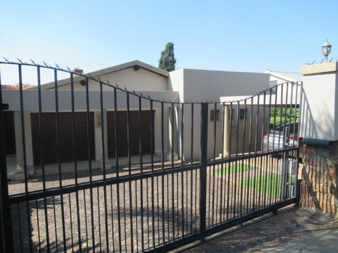 4 Bedroom House for Sale For Sale in Bassonia - MR679161