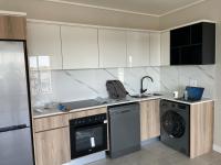 1 Bedroom 1 Bathroom Flat/Apartment to Rent for sale in Waterval Estate