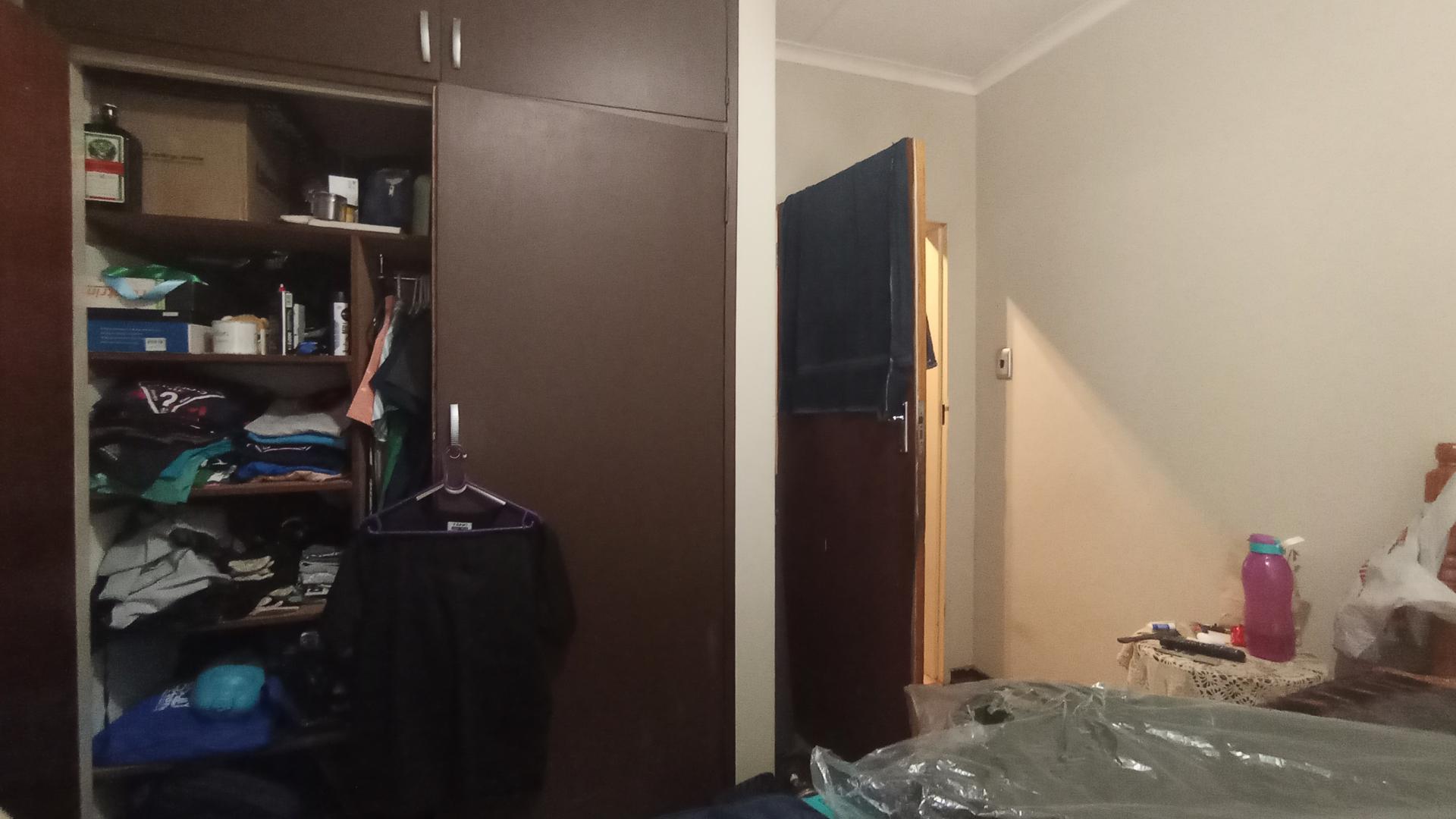 Bed Room 2 - 8 square meters of property in Pierre van Ryneveld