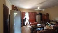 Lounges - 27 square meters of property in Pierre van Ryneveld