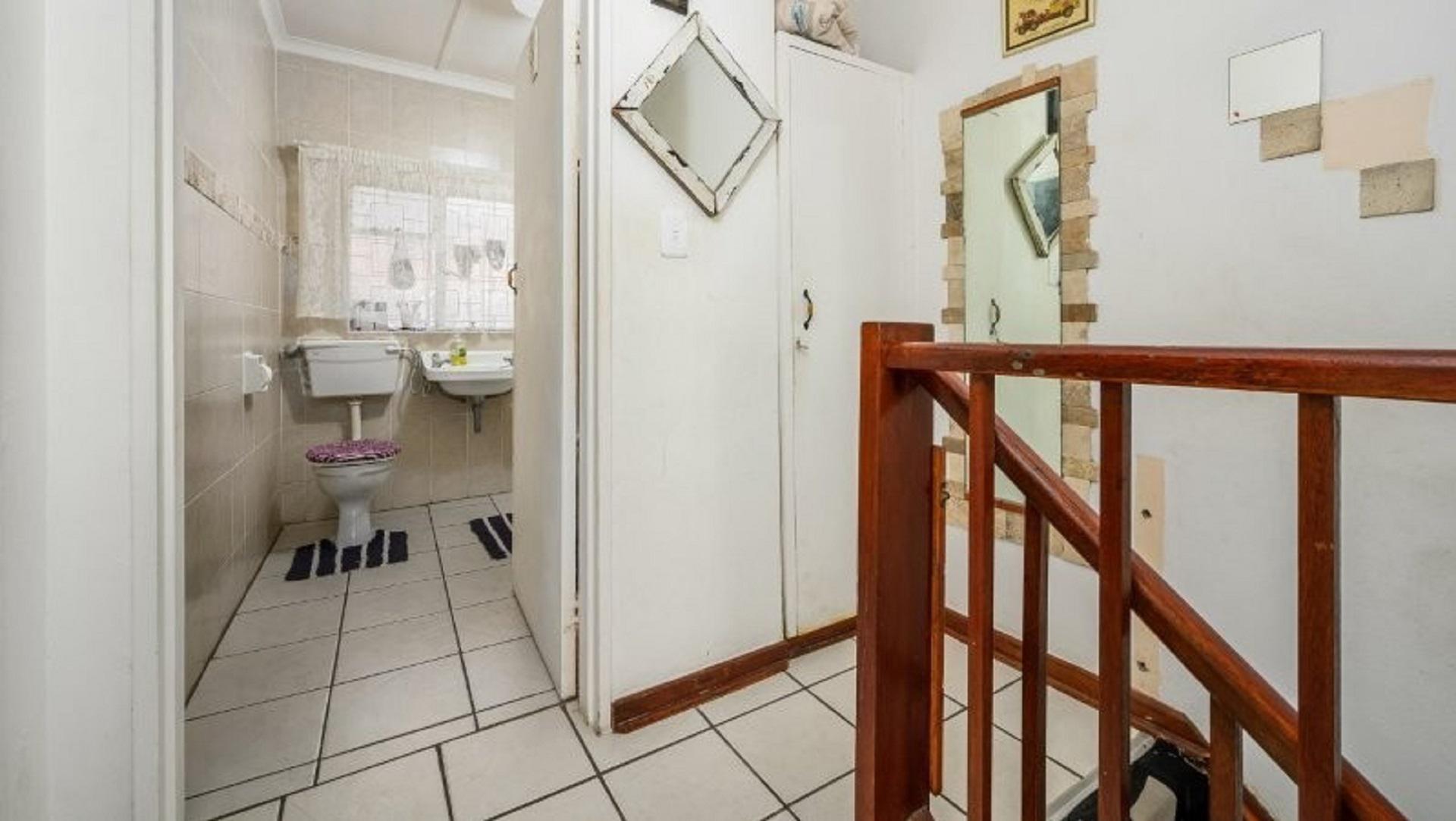 Spaces of property in Newton Park