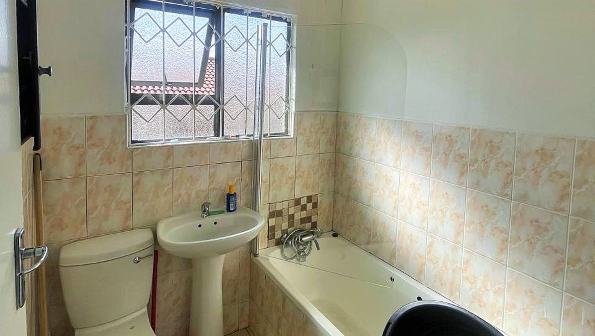 Bathroom 1 of property in Kokstad