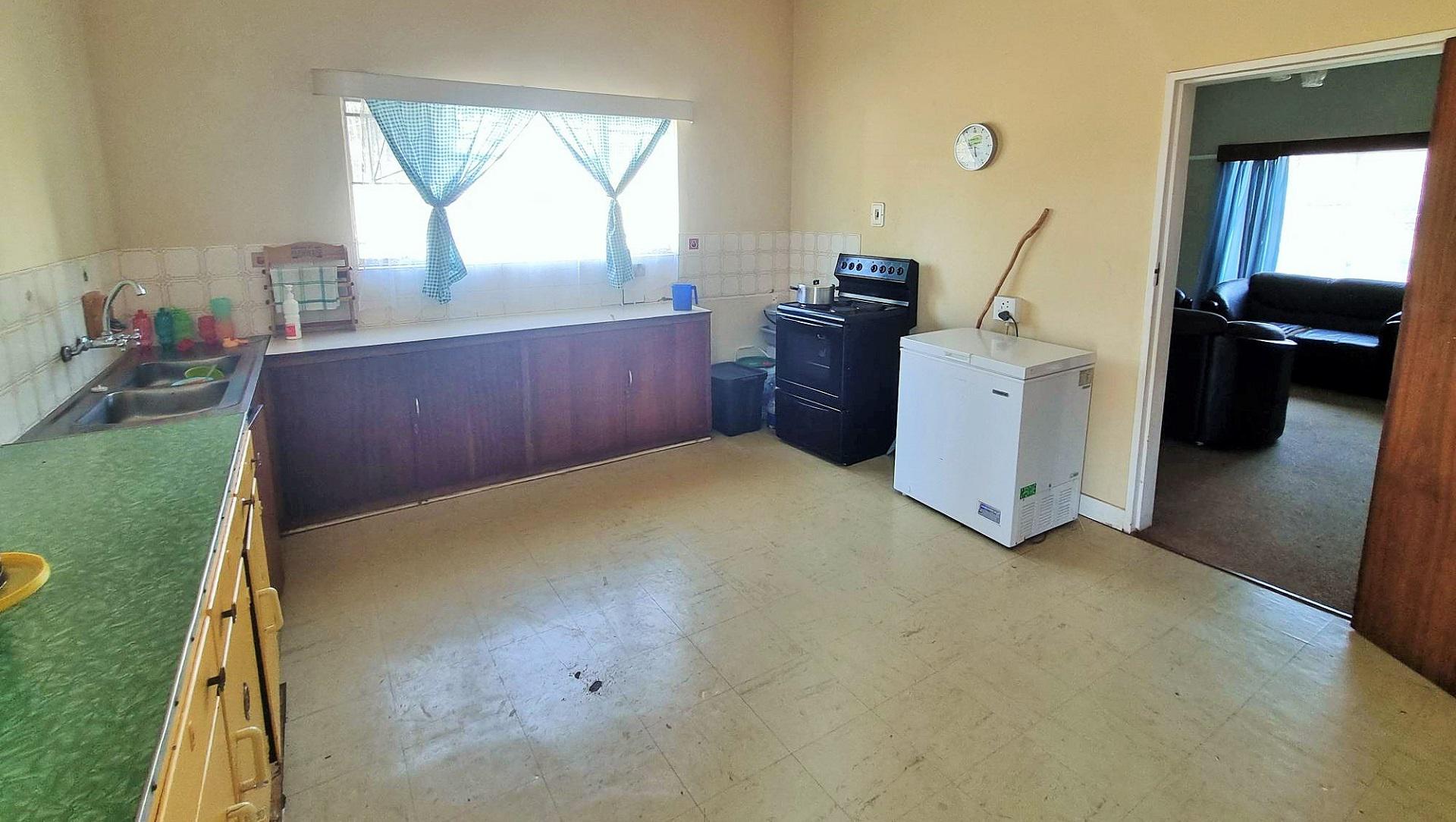 Kitchen of property in Trompsburg