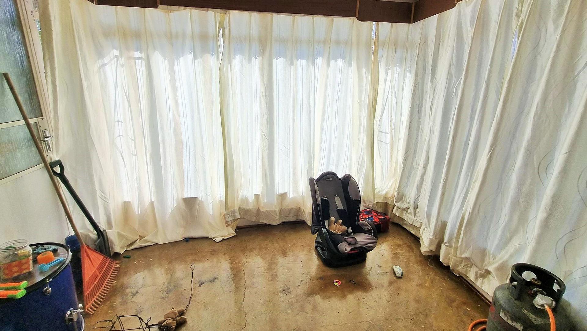 Patio of property in Trompsburg