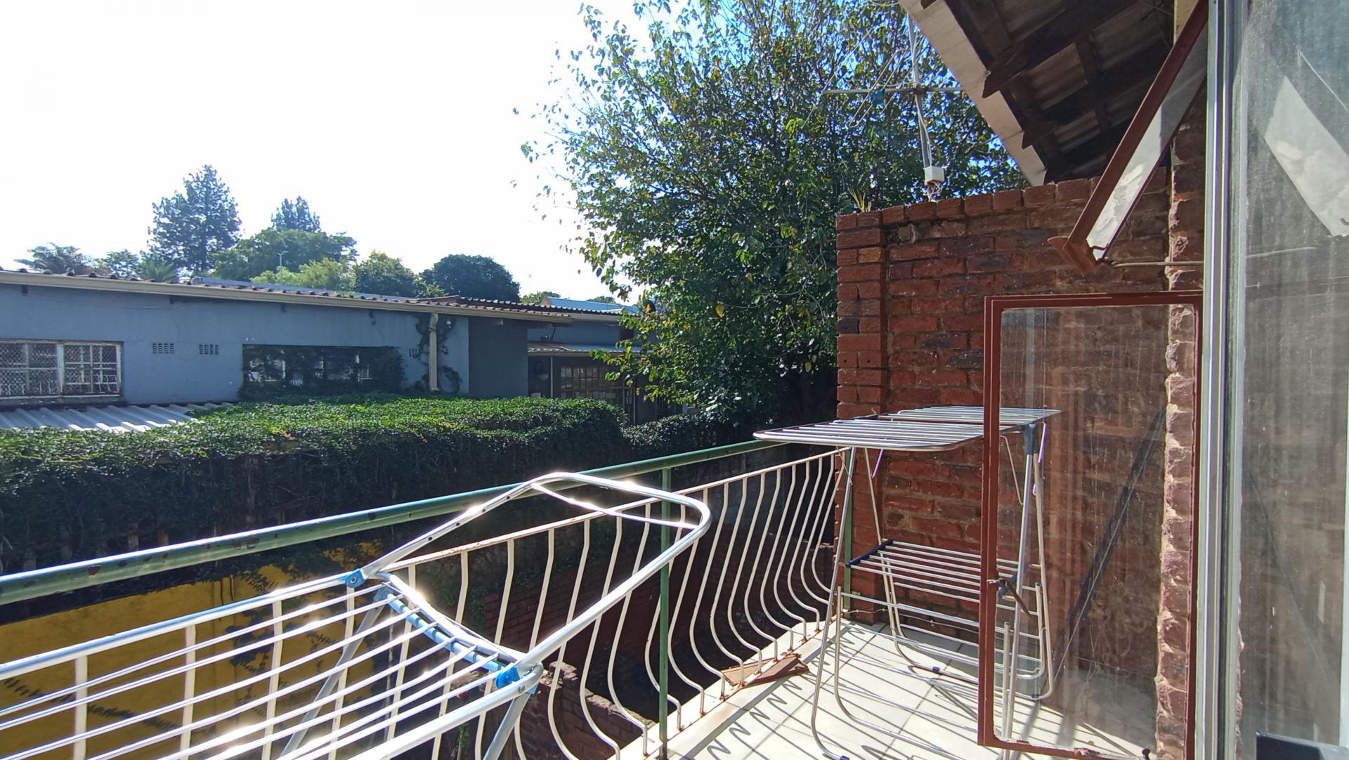 Balcony - 6 square meters of property in Fontainebleau