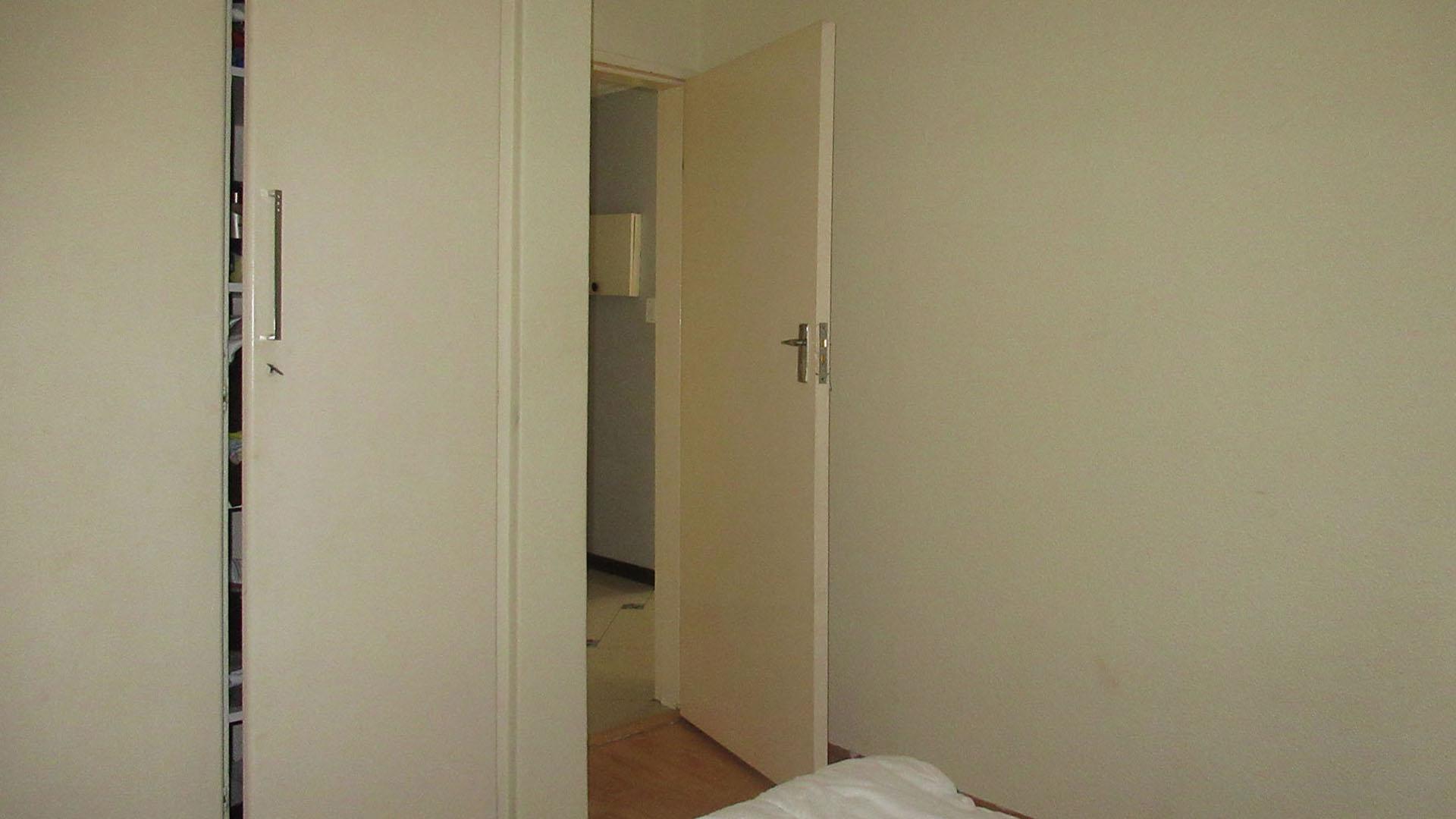 Bed Room 3 - 10 square meters of property in Linmeyer