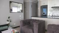 Lounges - 12 square meters of property in Linmeyer
