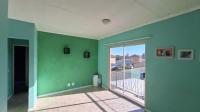 Lounges - 20 square meters of property in Randfontein