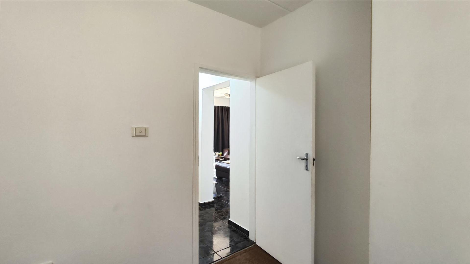 Bed Room 2 - 10 square meters of property in Birchleigh