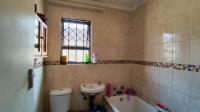Bathroom 1 - 4 square meters of property in Windmill Park