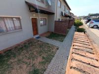 2 Bedroom 1 Bathroom Flat/Apartment for Sale for sale in Karino