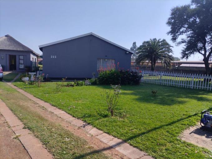 6 Bedroom House for Sale For Sale in Daleside - MR679282