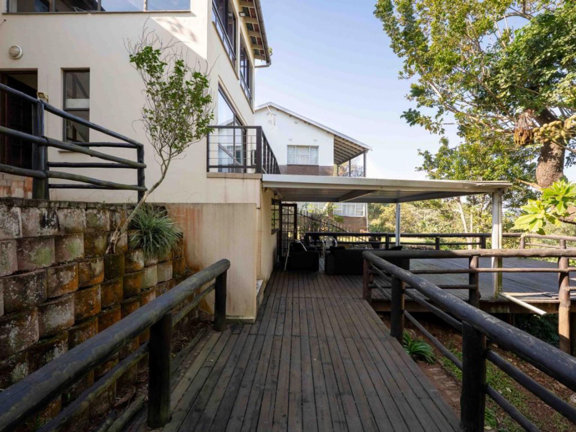  of property in Freeland Park