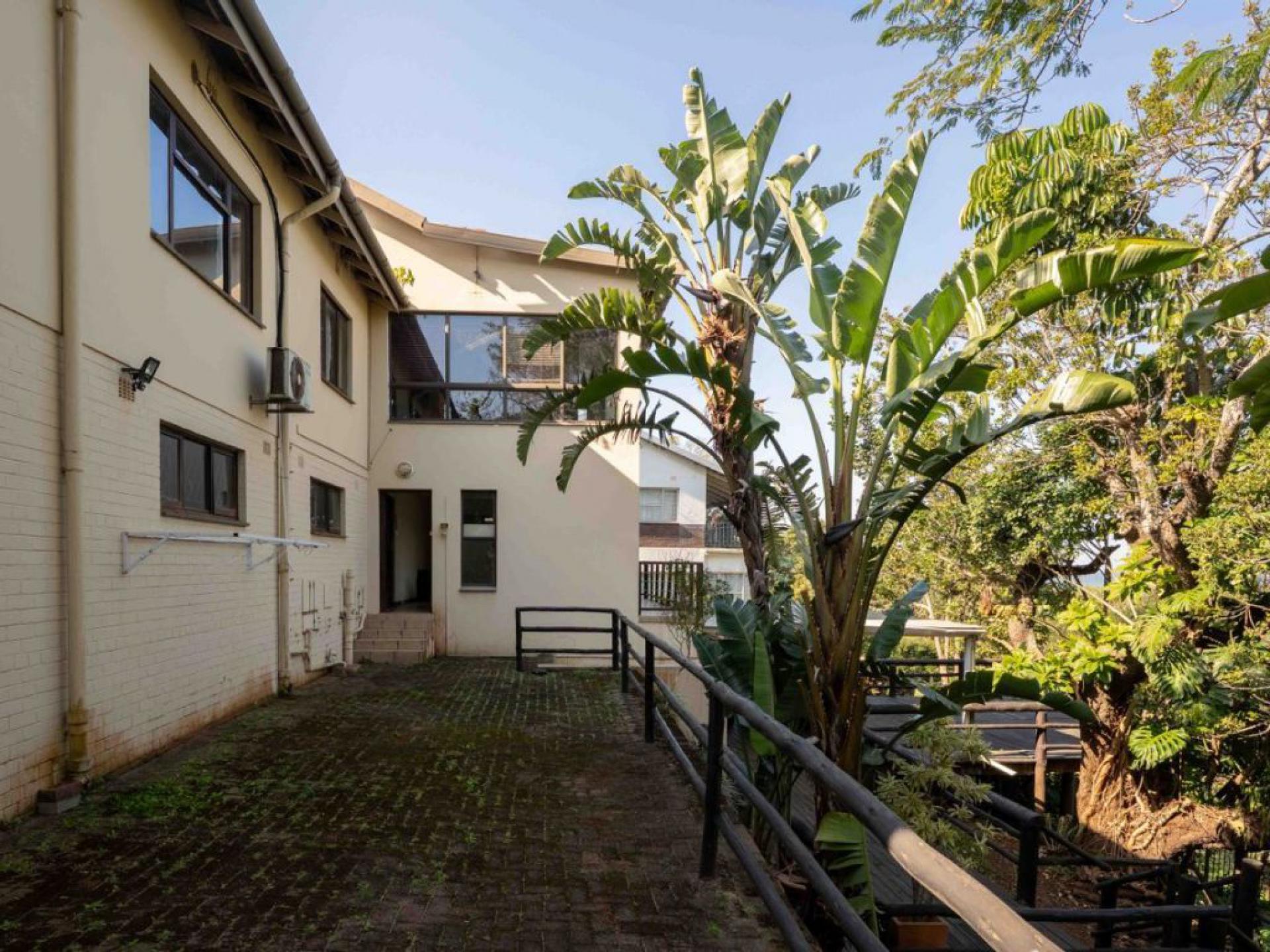  of property in Freeland Park