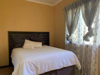  of property in Freeland Park