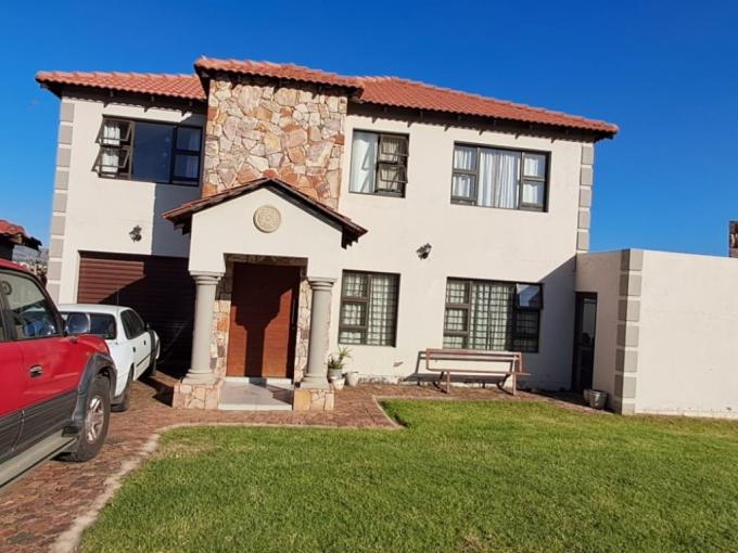 3 Bedroom Simplex for Sale For Sale in Jordaanpark - MR679314