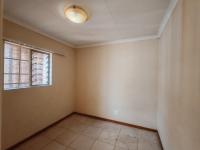  of property in Die Hoewes