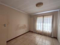  of property in Die Hoewes
