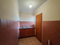  of property in Die Hoewes