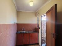  of property in Die Hoewes