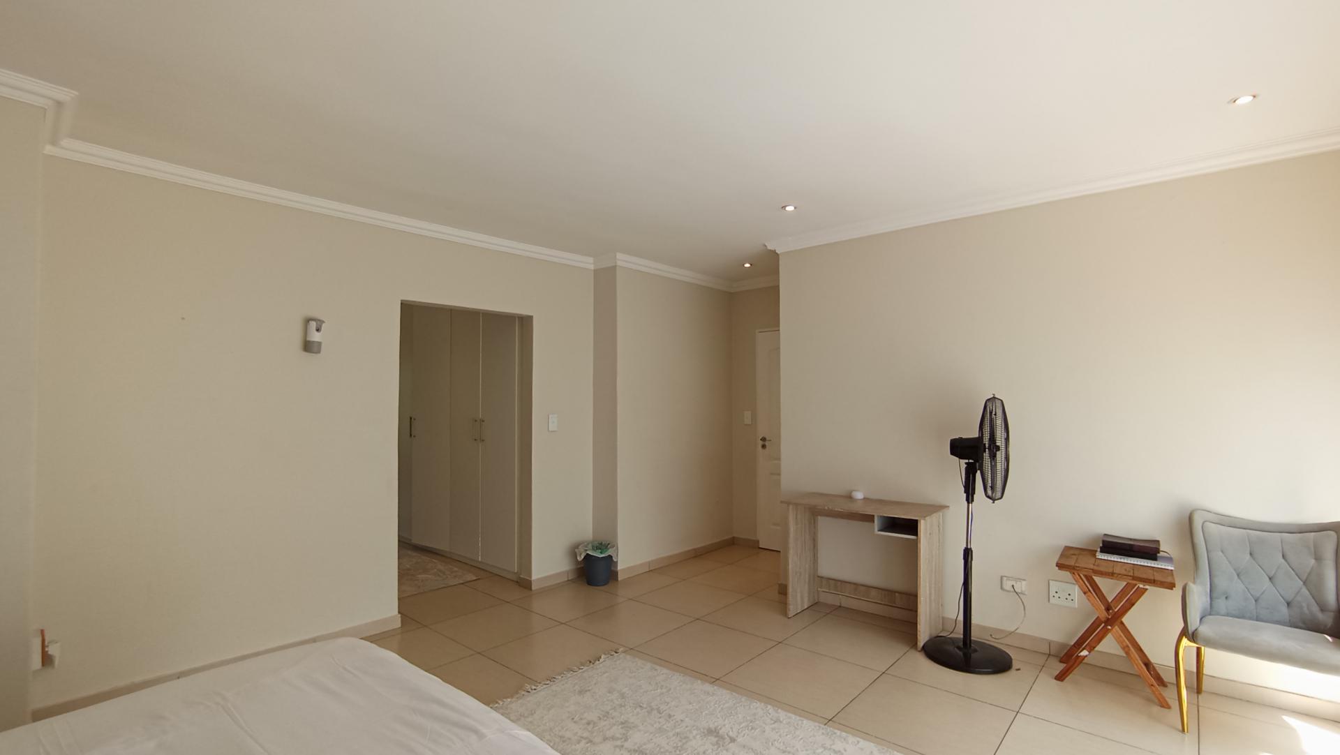 Main Bedroom - 36 square meters of property in Beverley