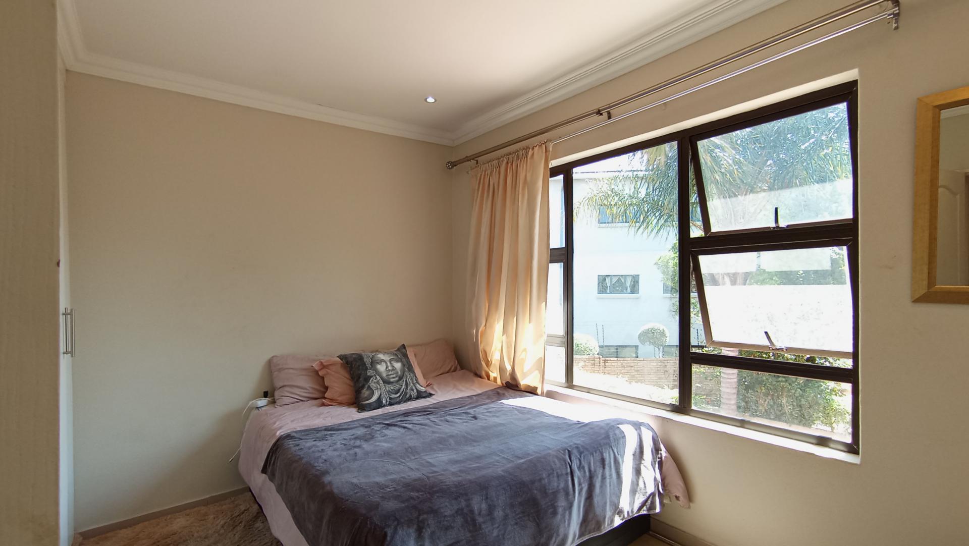 Bed Room 2 - 14 square meters of property in Beverley