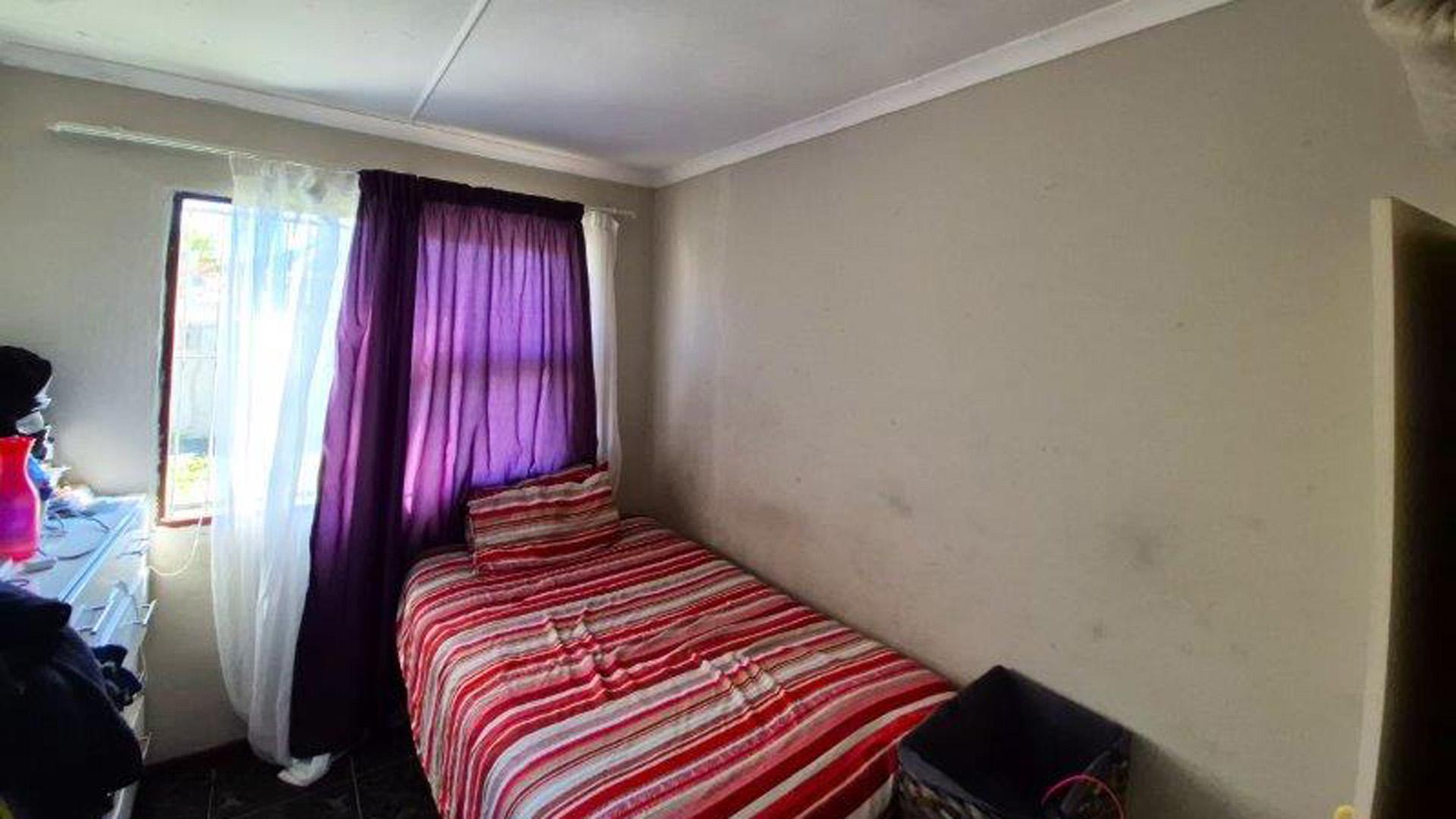 Bed Room 2 of property in East London