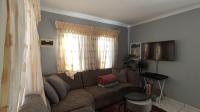 Lounges - 11 square meters of property in Atteridgeville
