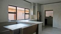 Kitchen - 34 square meters of property in Florida Park