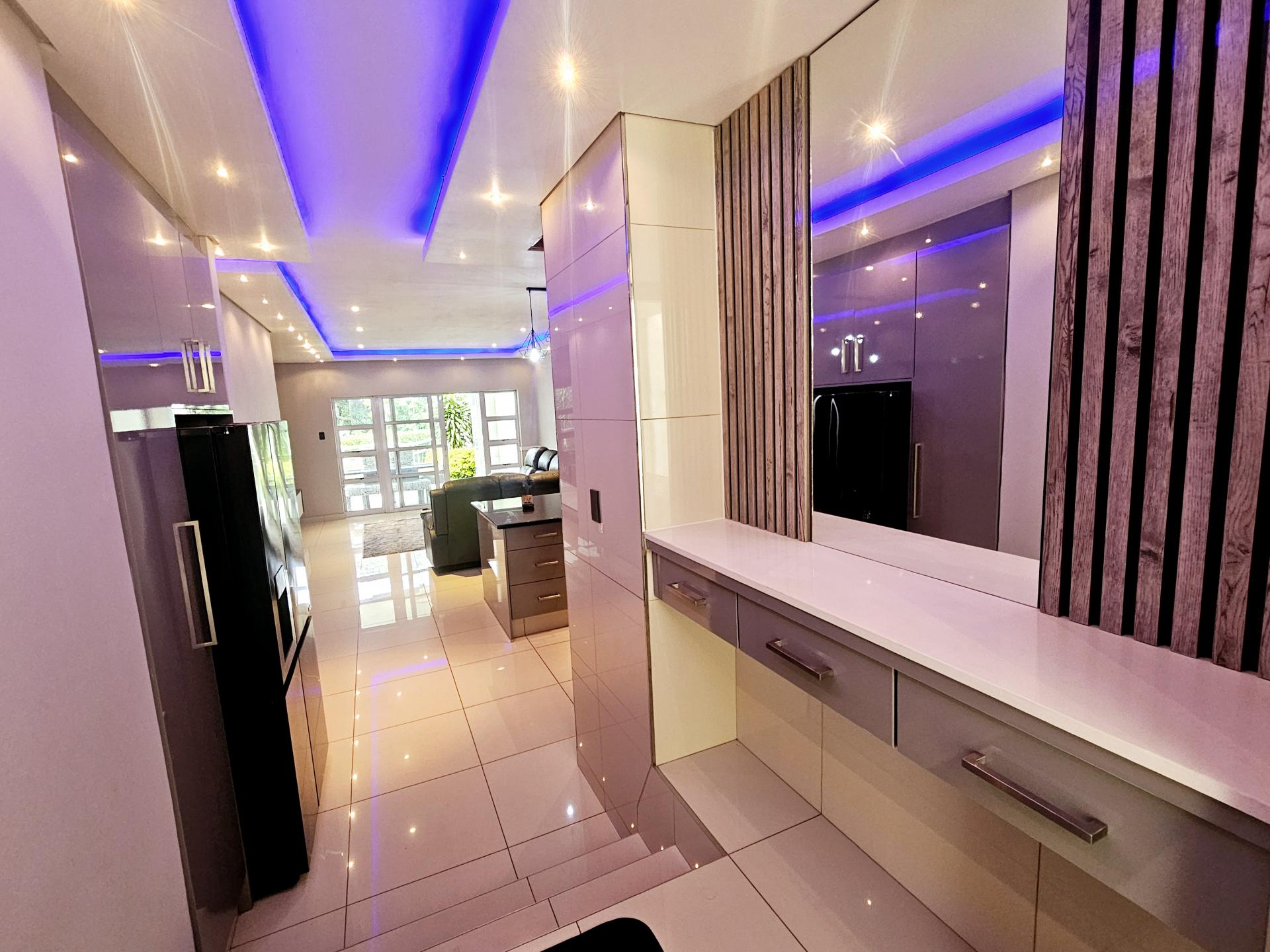  of property in La Lucia
