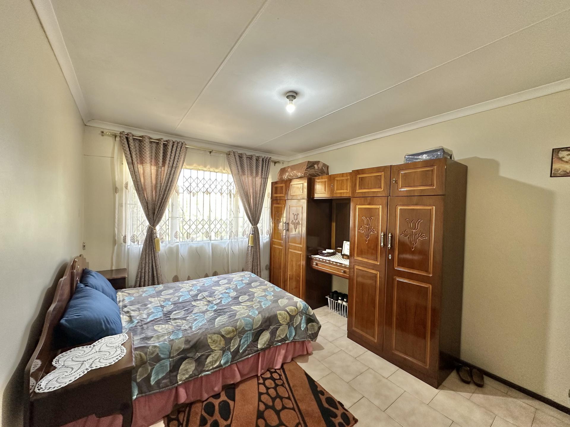  of property in Newlands West