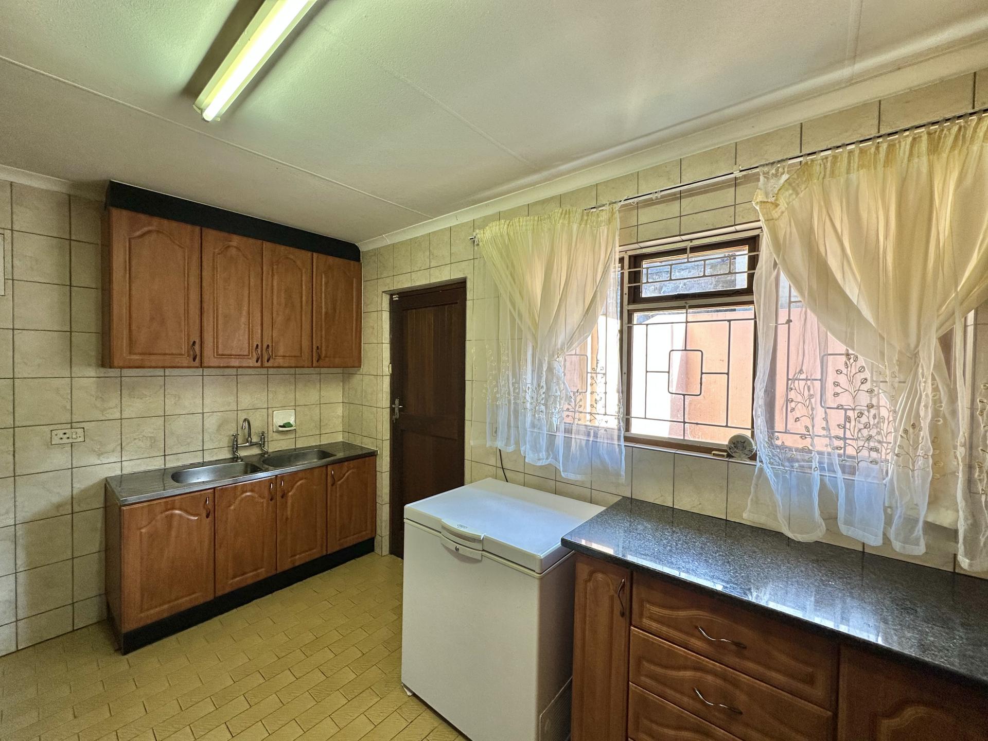  of property in Newlands West