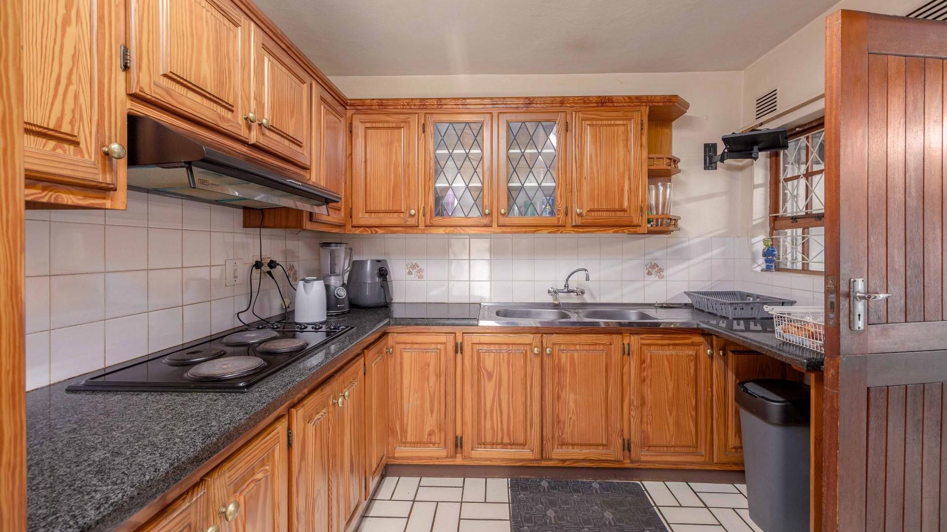 Kitchen - 15 square meters of property in Bellair - DBN