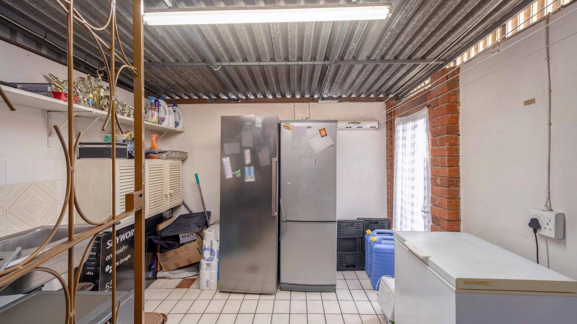 Scullery - 11 square meters of property in Bellair - DBN