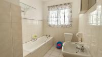 Bathroom 1 - 6 square meters of property in Bulwer (Dbn)