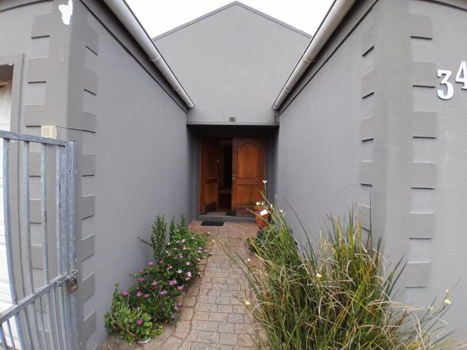 3 Bedroom House for Sale For Sale in Parklands - MR679403