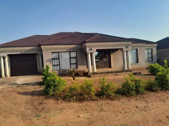 4 Bedroom House for Sale For Sale in Thohoyandou - MR679435