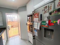  of property in Clubview