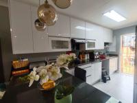  of property in Clubview