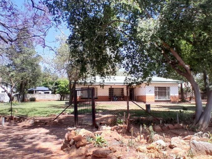 Commercial for Sale For Sale in Rustenburg - MR679458
