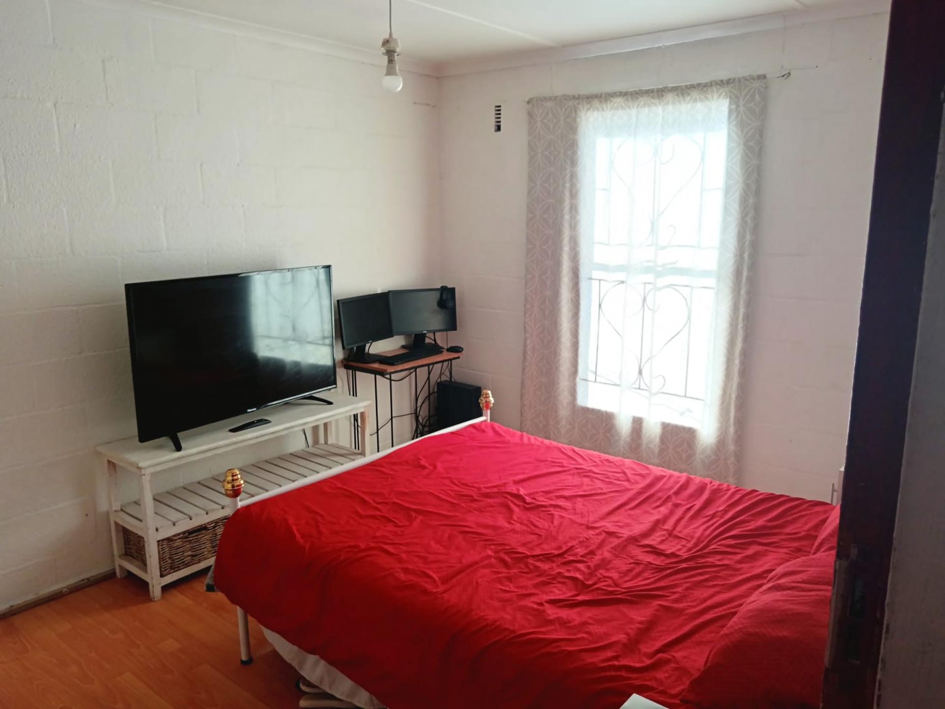  of property in Rocklands